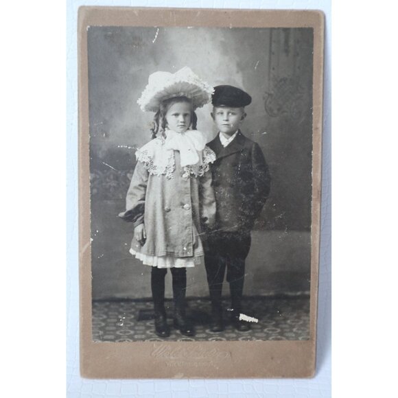 6 Victorian Photograph on Board Family Portrait Black White Picture Cabinet - Picture 4 of 6
